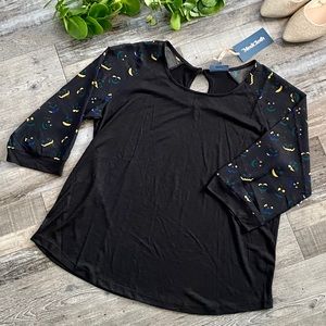 ⬇️ NWT ModCloth Black/Multi Raglan Halloween Top